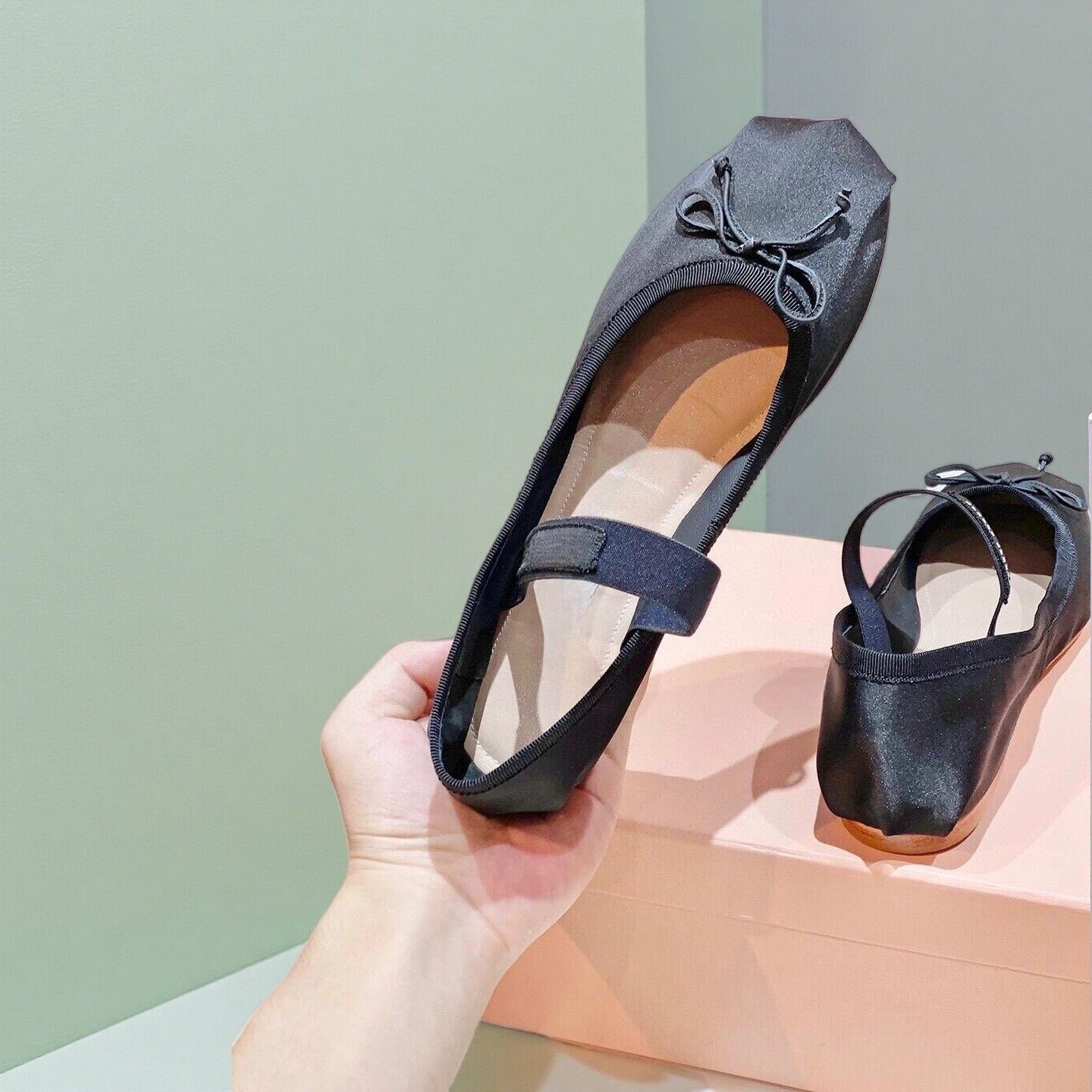 26SS Luxury Ballet Flats, Wome - Ribbon Bow Gift 리뷰 및 가격