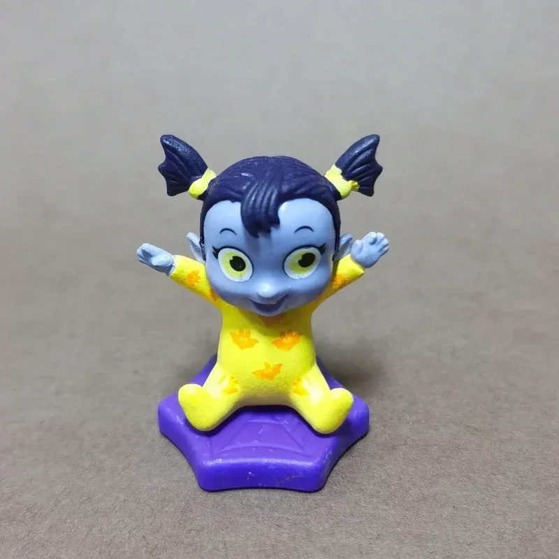 Disney Vampirina Hauntley Vamp - Nutcracker Figurine 리뷰 및 가격