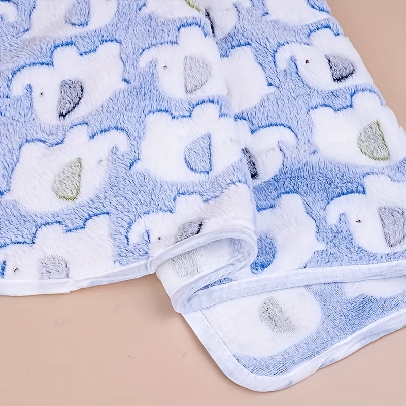 Soft and Cozy Cartoon Elephant - Christmas Throw Blanket 리뷰 및 가격