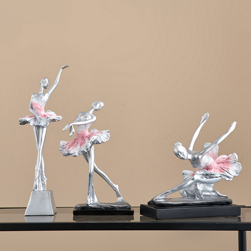 European Ballet Dancer Ornamen - Nutcracker Figurine 리뷰 및 가격